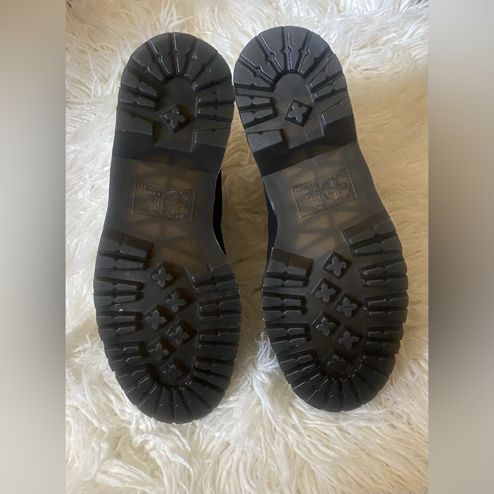 Dr Martens 1460 Zippered Boot- NEW - Picture 5 of 5